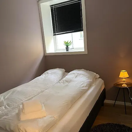 Hellegata 7 * Ålesund