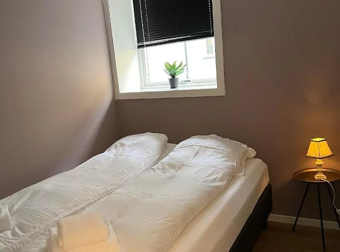Hellegata 7 * Ålesund