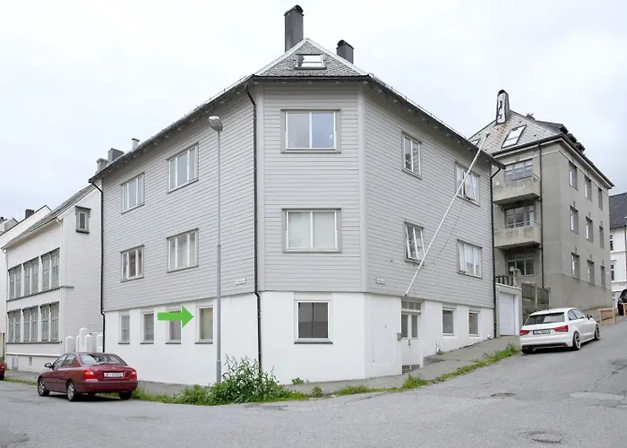 Hellegata 7 * Ålesund